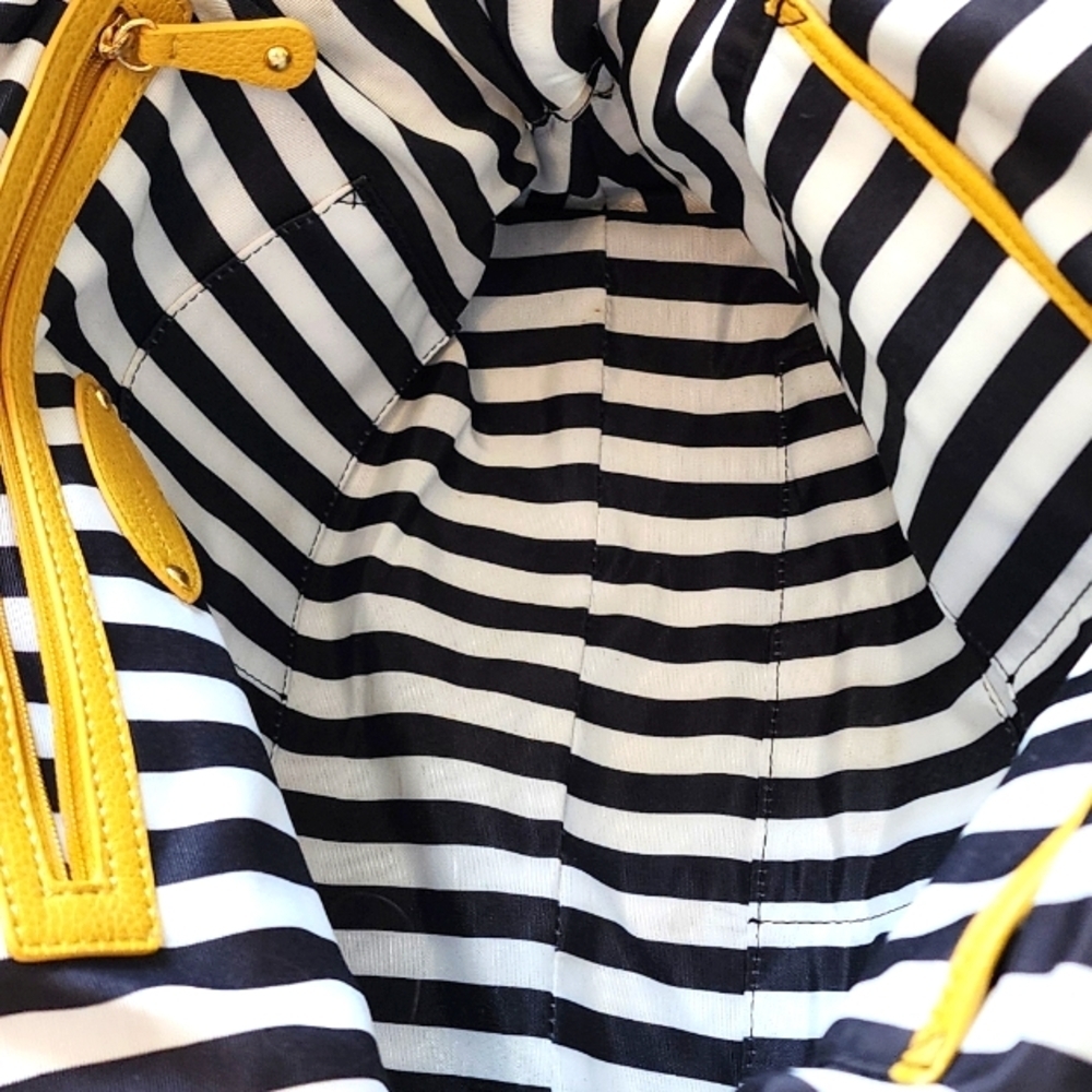Gianni Bini Shoulder Bag - Picture 6 of 14